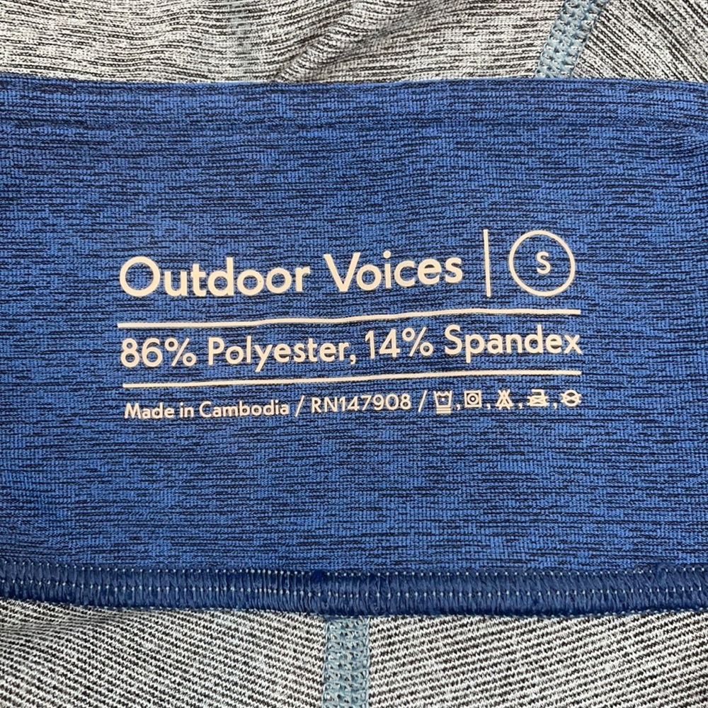 Outdoor Voices 3/4 Warmup Leggings - Picture 5 of 5